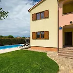 Casa vacanze Linden Tree Pola