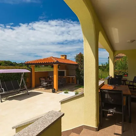 Linden Tree Hébergement de vacances Pula