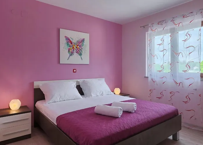 Linden Tree Casa vacanze Pola