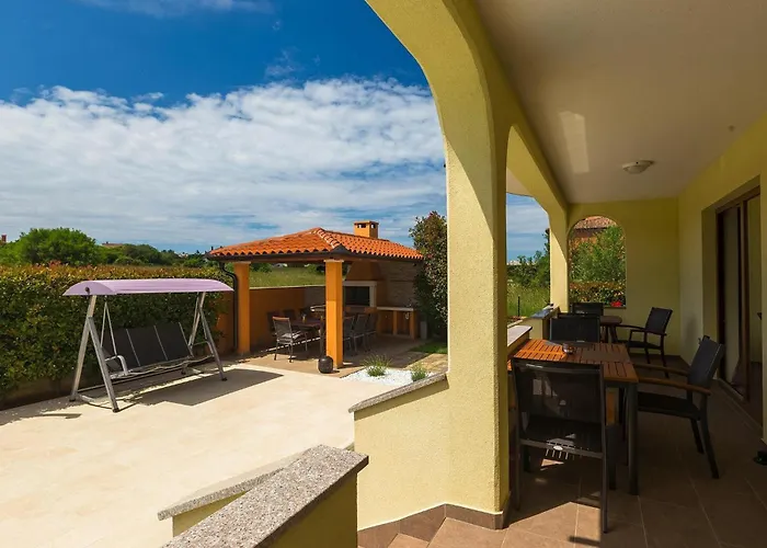 Linden Tree Casa vacanze Pola